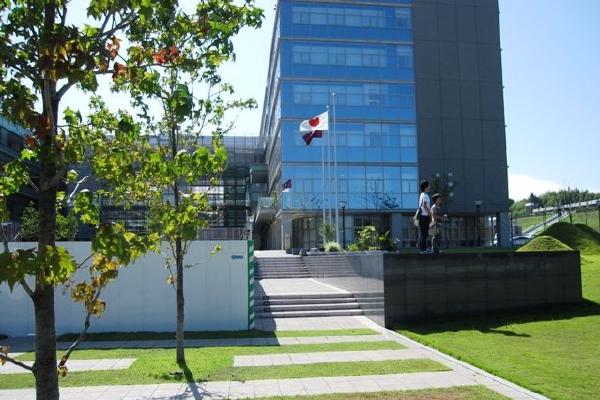 image2.jpg
