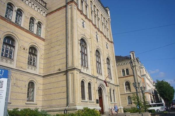 image4.JPG